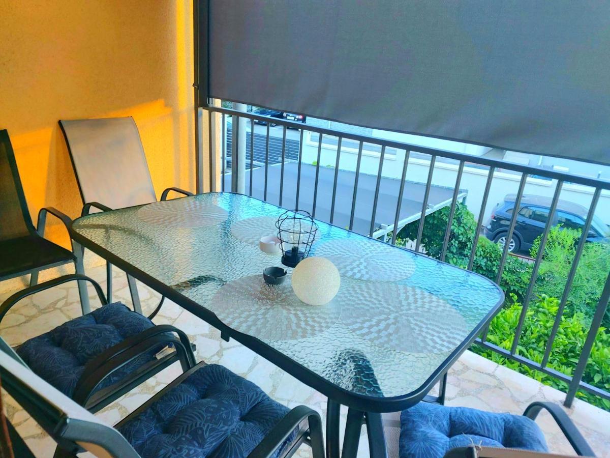Apartman Arija Vodice Kamer foto